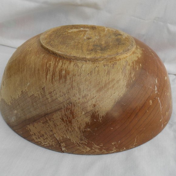 Vintage Wooden Mixing Bowl, 10 inch dia 2.5 deep - Picture 3 of 8